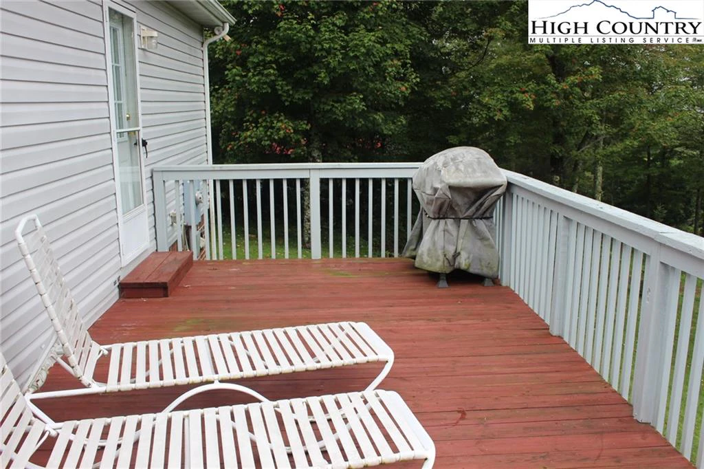 Image number 6 for the current listing