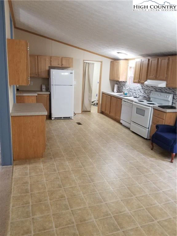 Image number 7 for the current listing