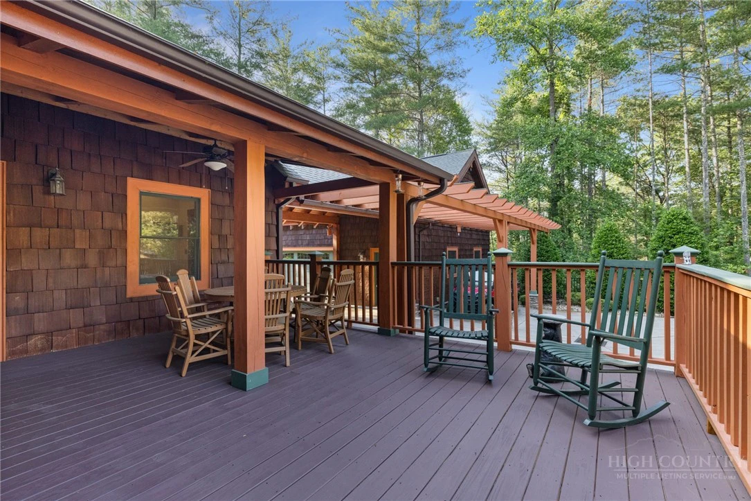 Image number 12 for the current listing