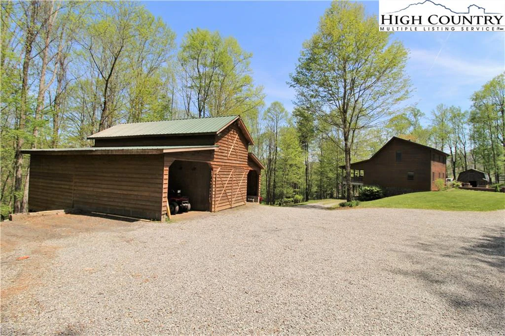 Image number 20 for the current listing