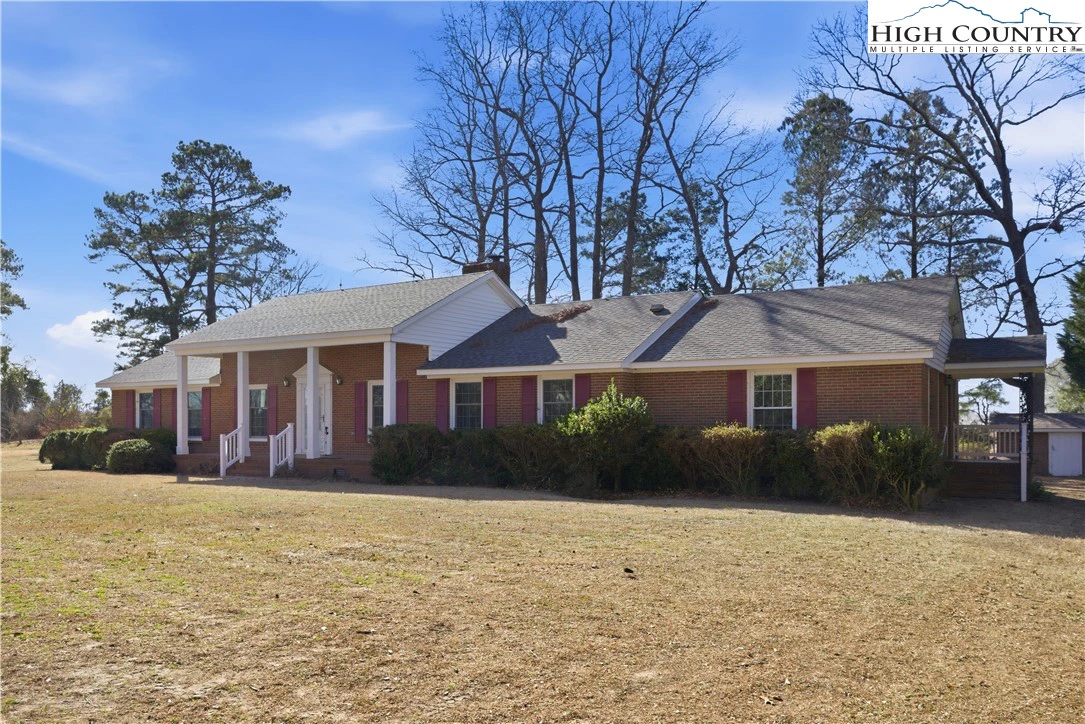 Image number 1 for the current listing