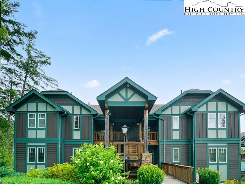 Image number 3 for the current listing