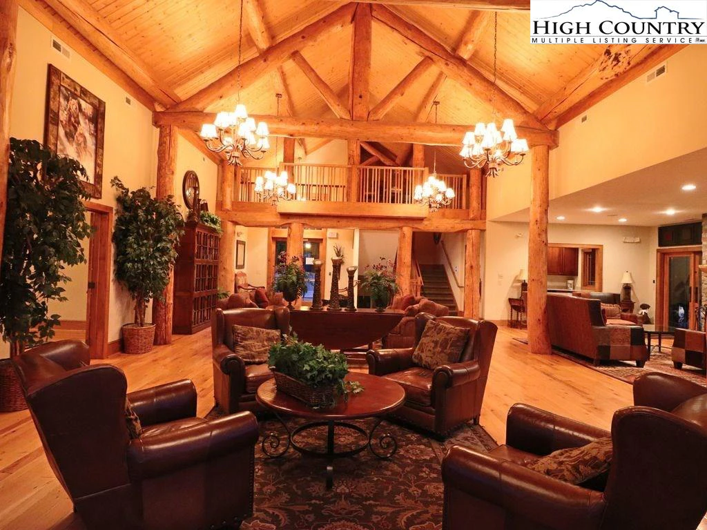 Image number 3 for the current listing