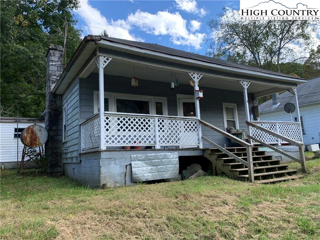 Image number 14 for the current listing