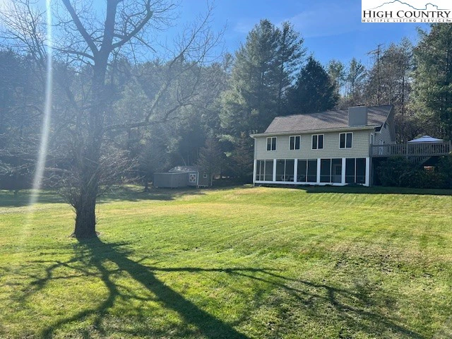 Image number 1 for the current listing