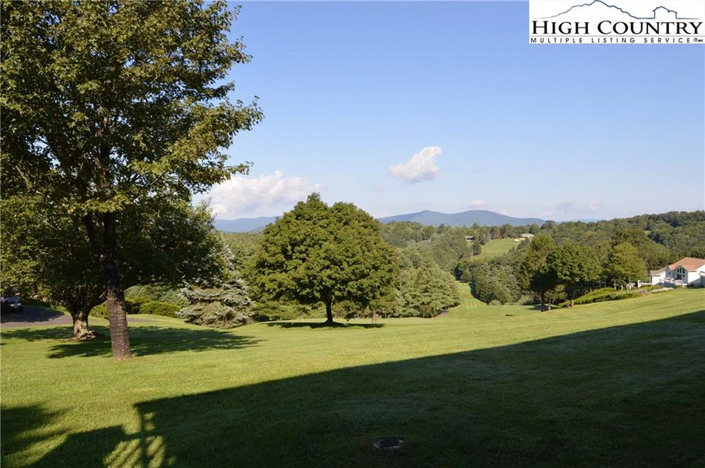 Image number 18 for the current listing