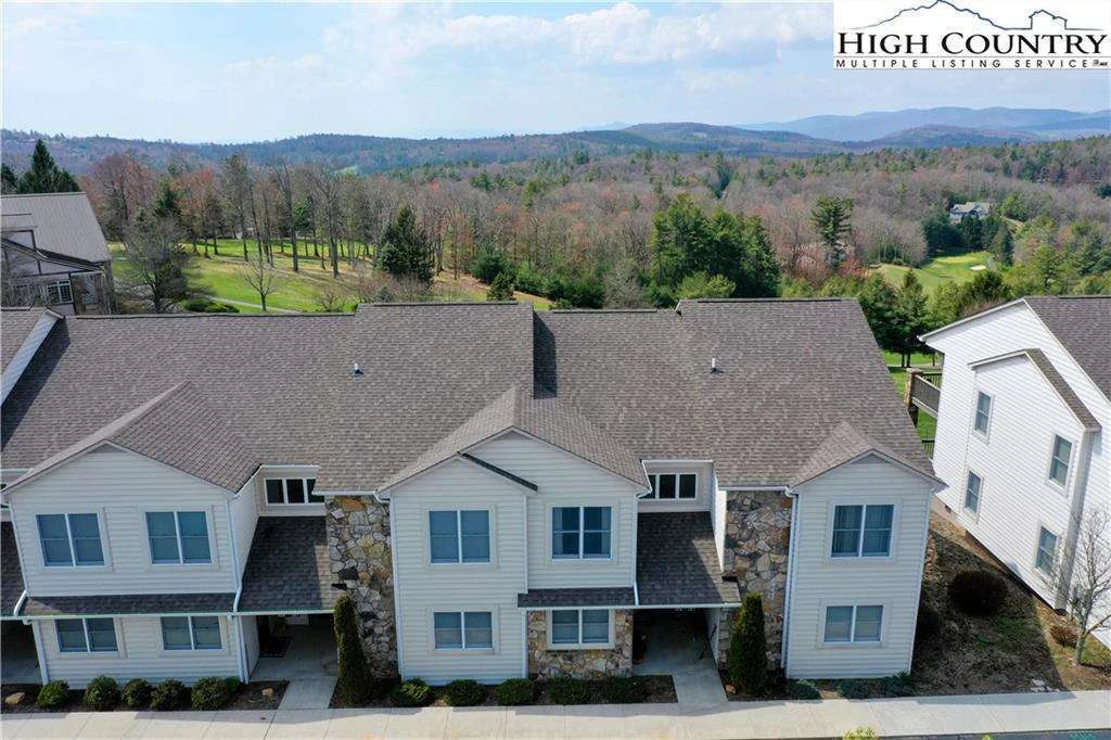Image number 4 for the current listing