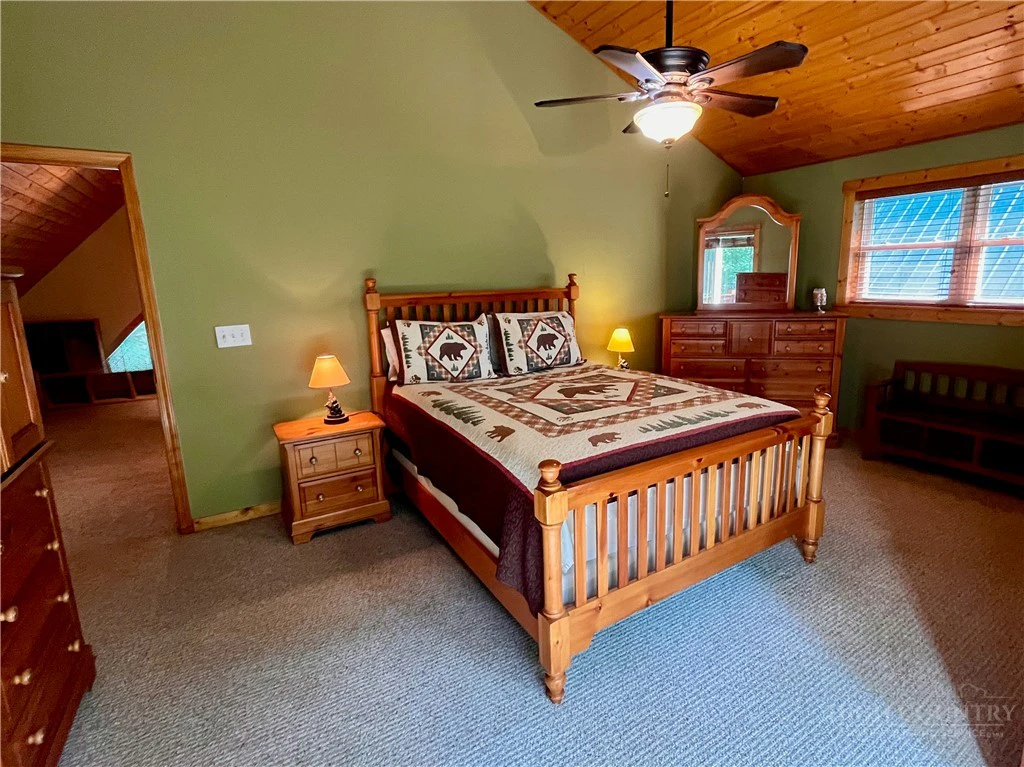 Image number 21 for the current listing