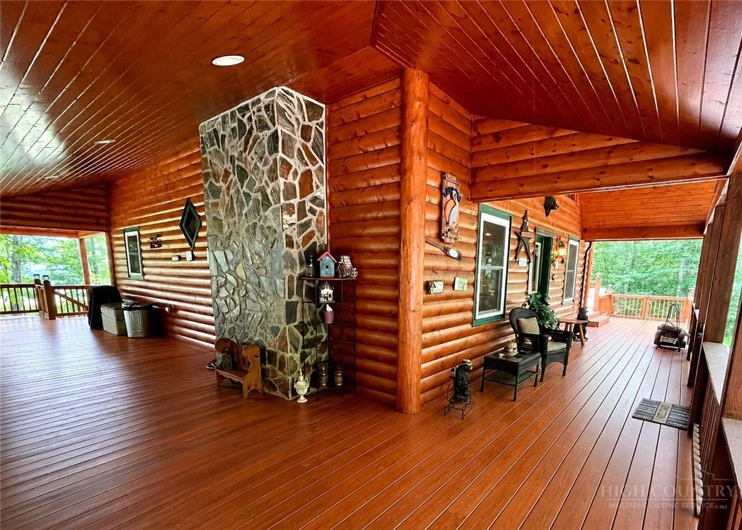 Image number 6 for the current listing