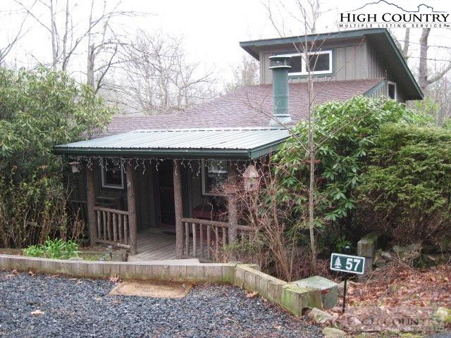 Image number 1 for the current listing