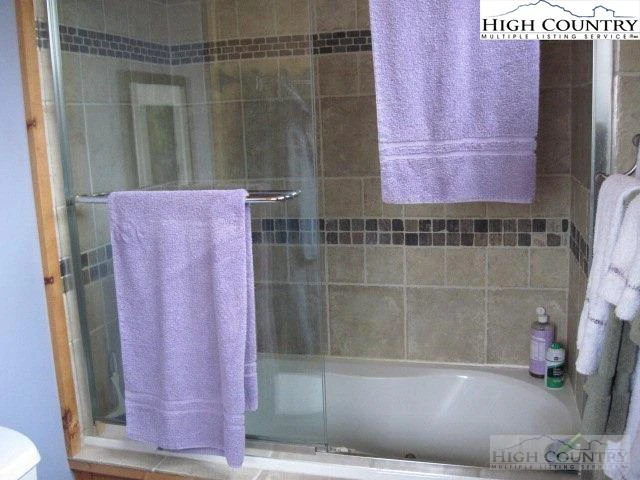 Image number 6 for the current listing
