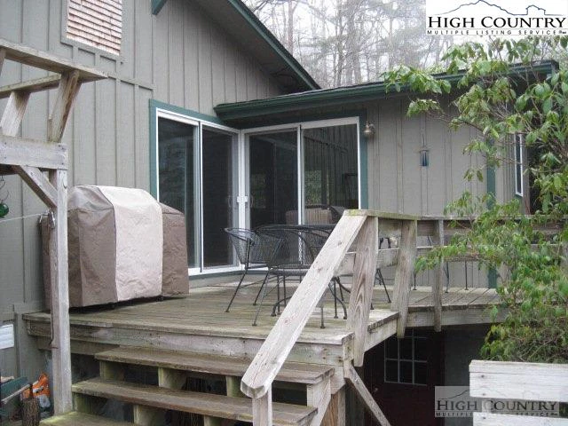 Image number 16 for the current listing