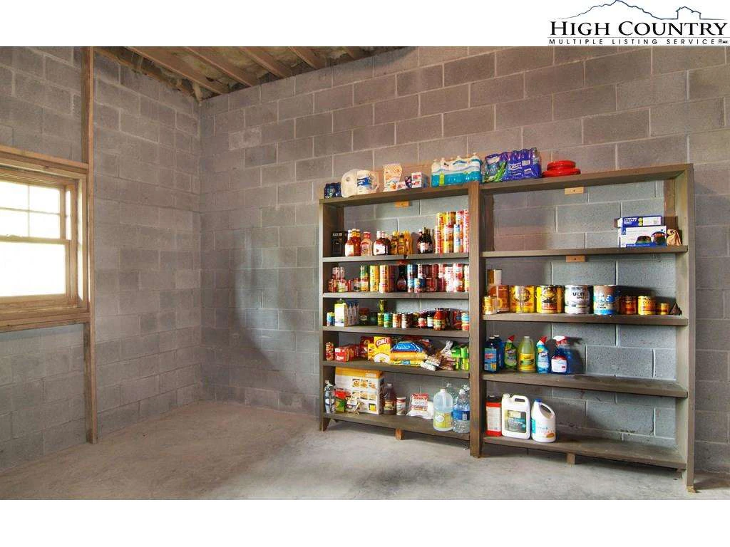 Image number 7 for the current listing
