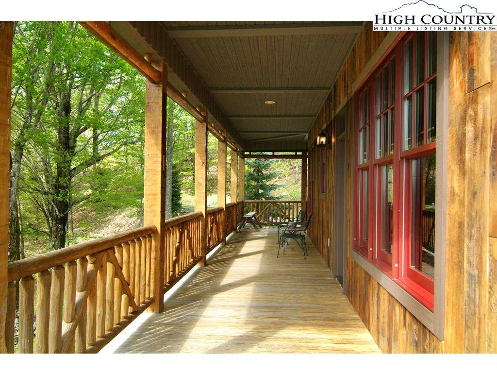 Image number 6 for the current listing