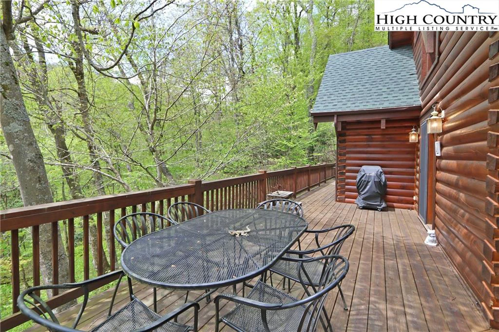 Image number 16 for the current listing
