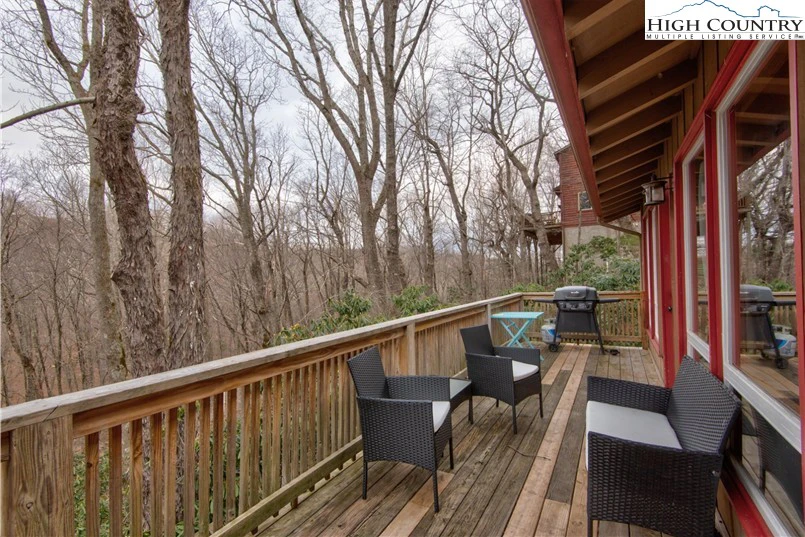 Image number 2 for the current listing