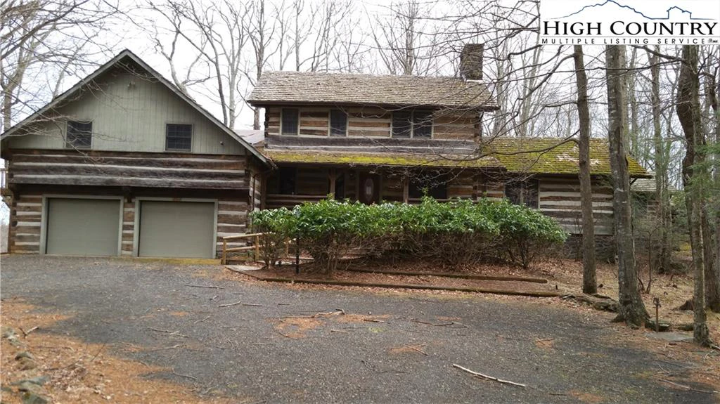 Image number 1 for the current listing