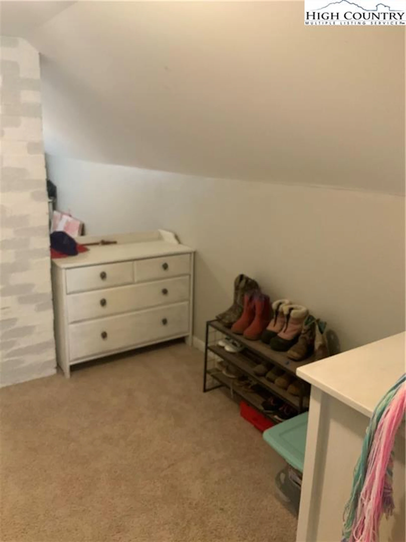 Image number 10 for the current listing