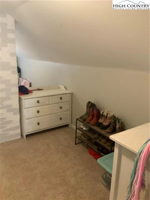 Image number 10 for the current listing