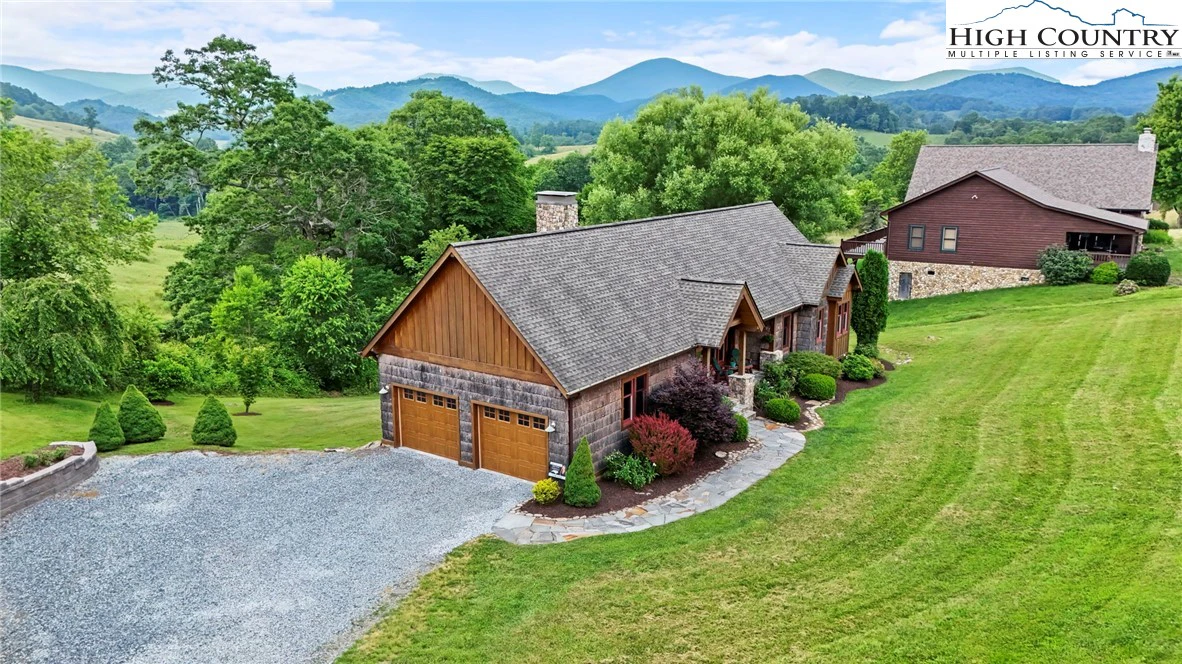Image number 21 for the current listing