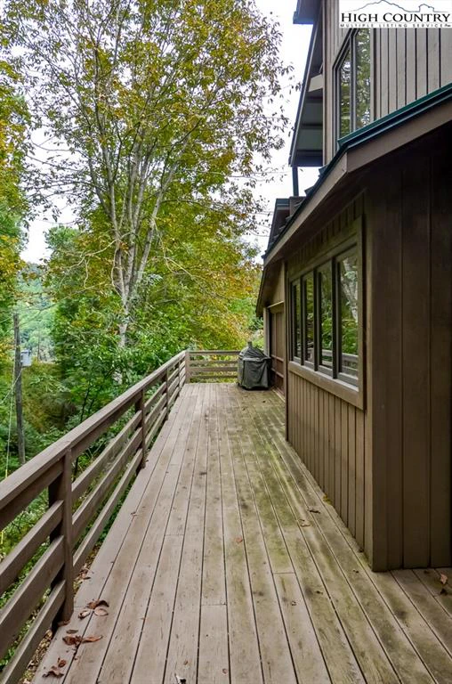 Image number 6 for the current listing
