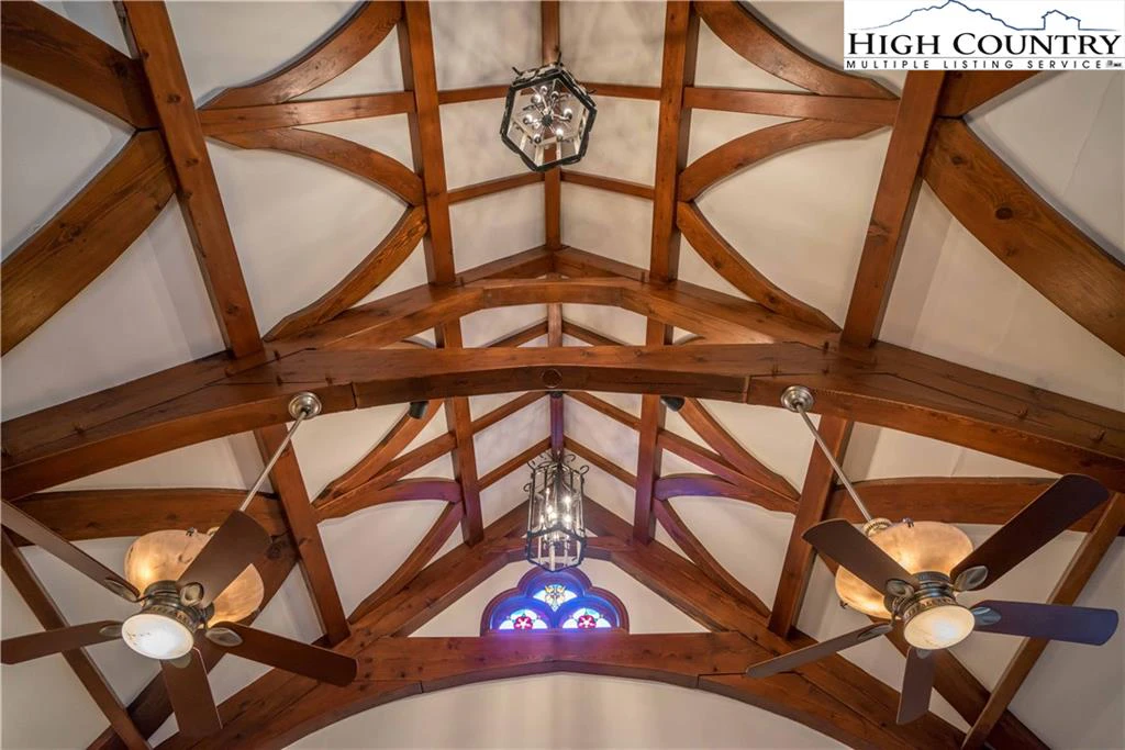 Image number 6 for the current listing