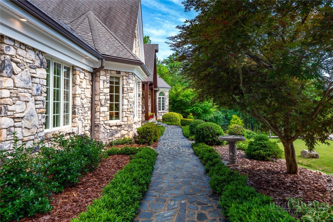Image number 7 for the current listing