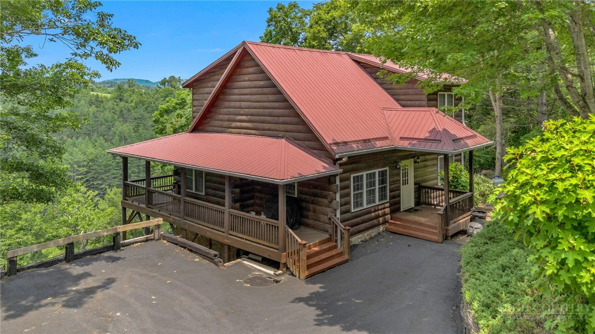 Image number 1 for the current listing