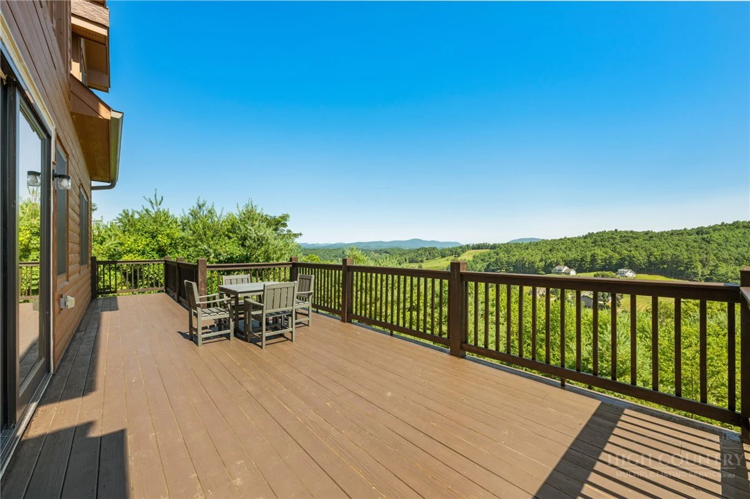 Image number 7 for the current listing