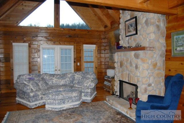 Image number 7 for the current listing