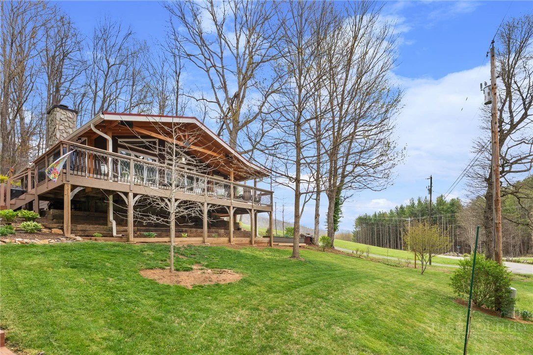 Image number 1 for the current listing