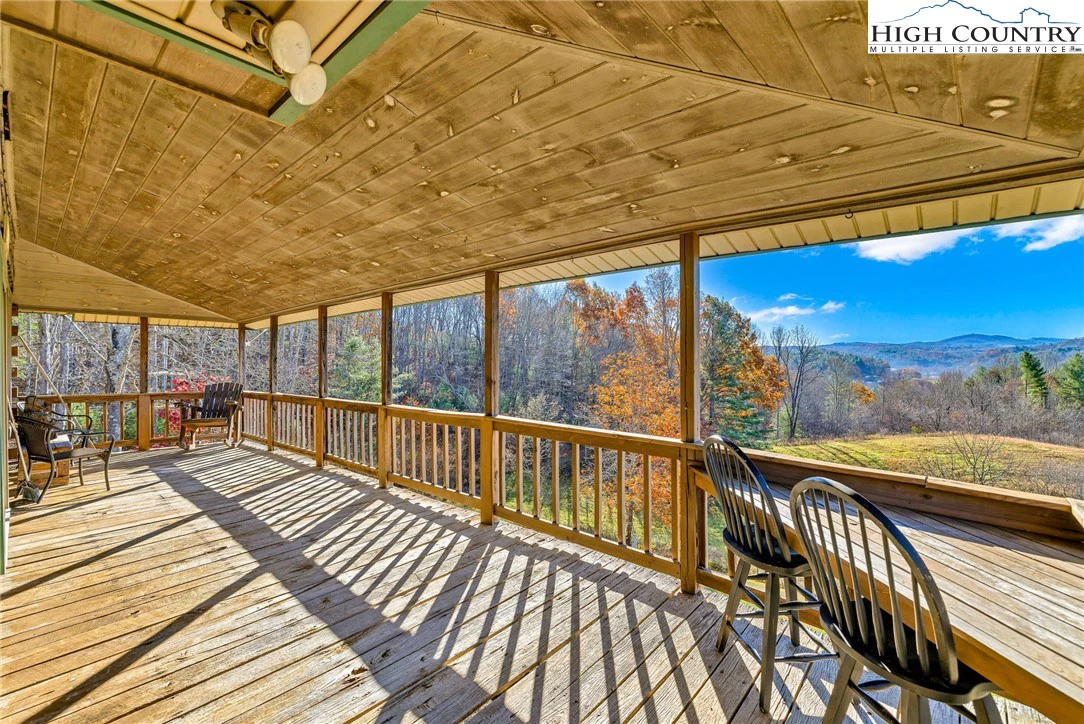 Image number 20 for the current listing