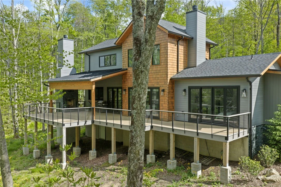 Image number 3 for the current listing