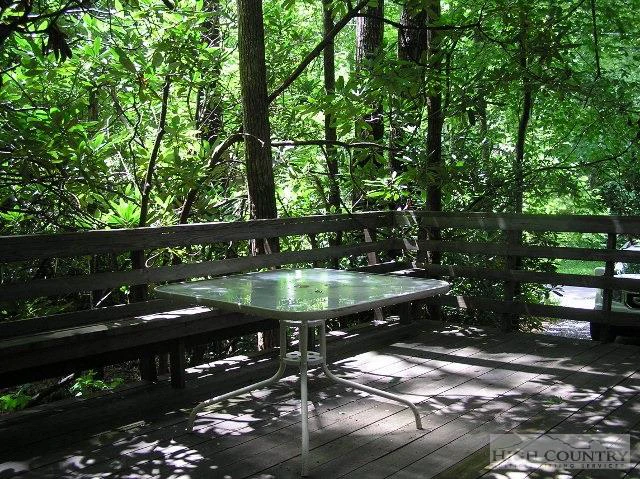 Image number 9 for the current listing