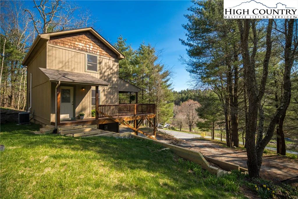 Image number 18 for the current listing