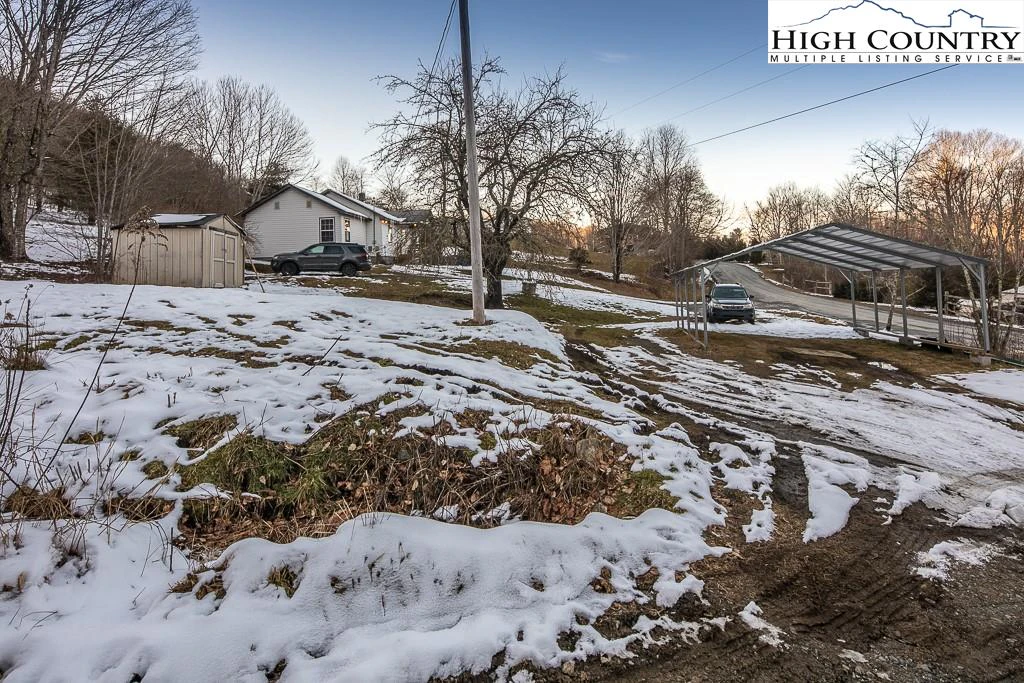 Image number 5 for the current listing