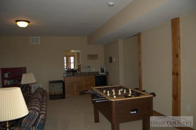 Image number 16 for the current listing