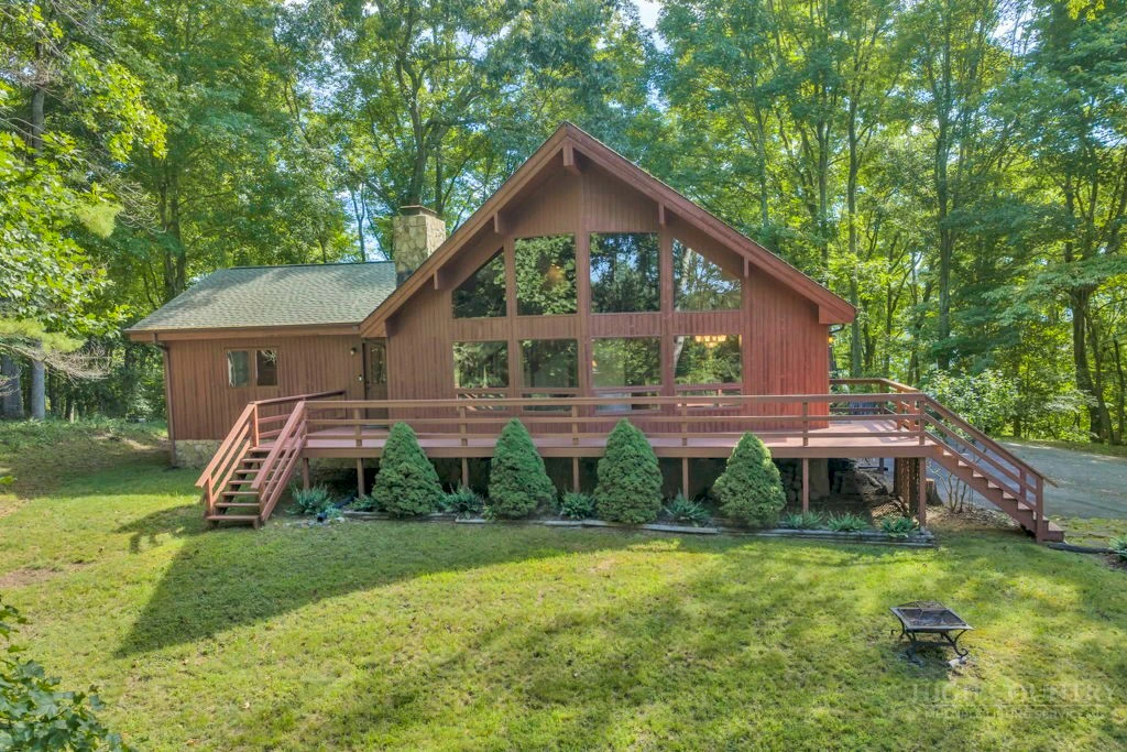 Image number 4 for the current listing