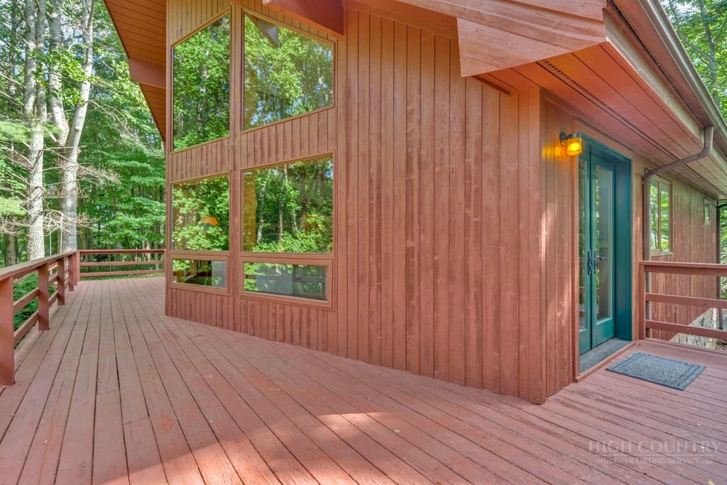 Image number 7 for the current listing