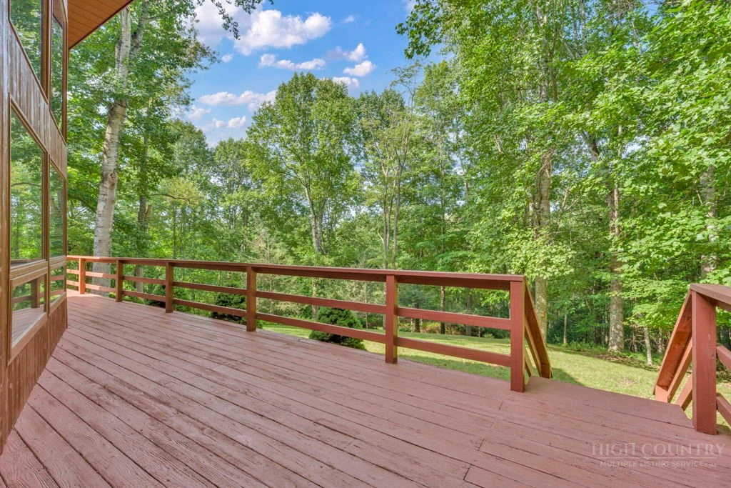 Image number 10 for the current listing