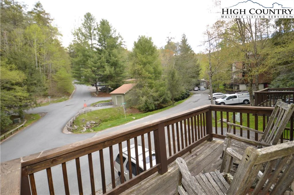 Image number 5 for the current listing
