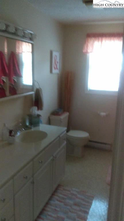Image number 10 for the current listing