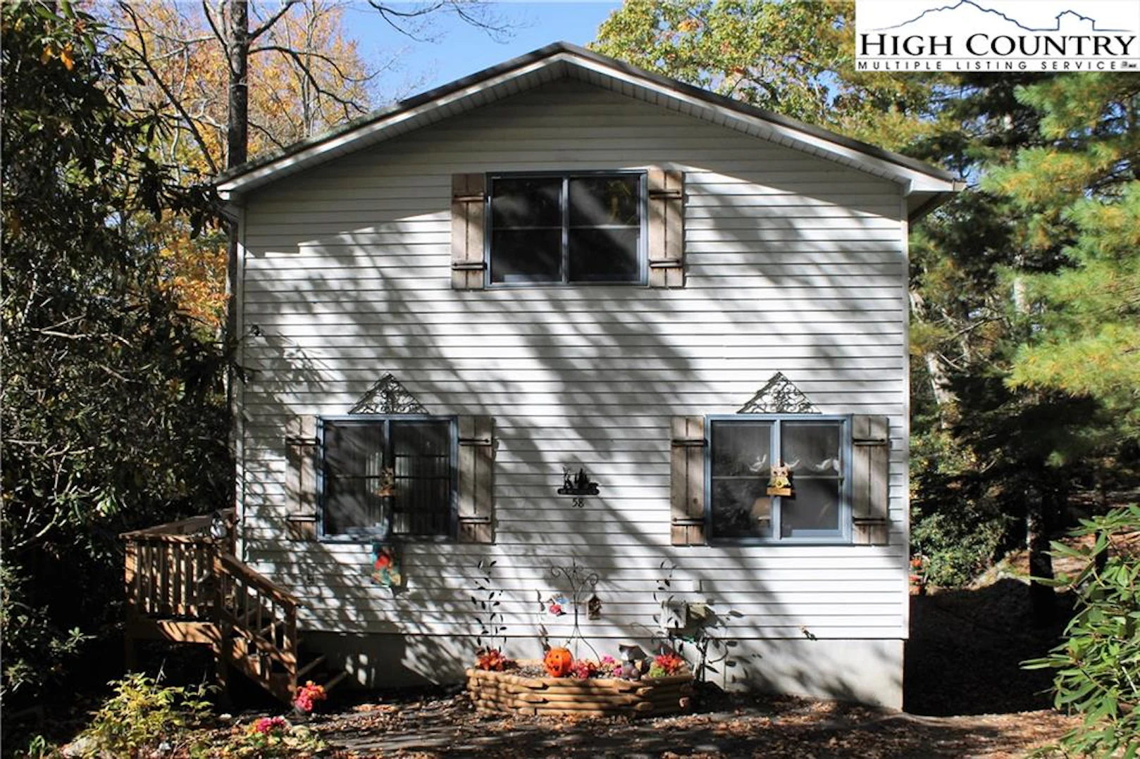 Image number 1 for the current listing