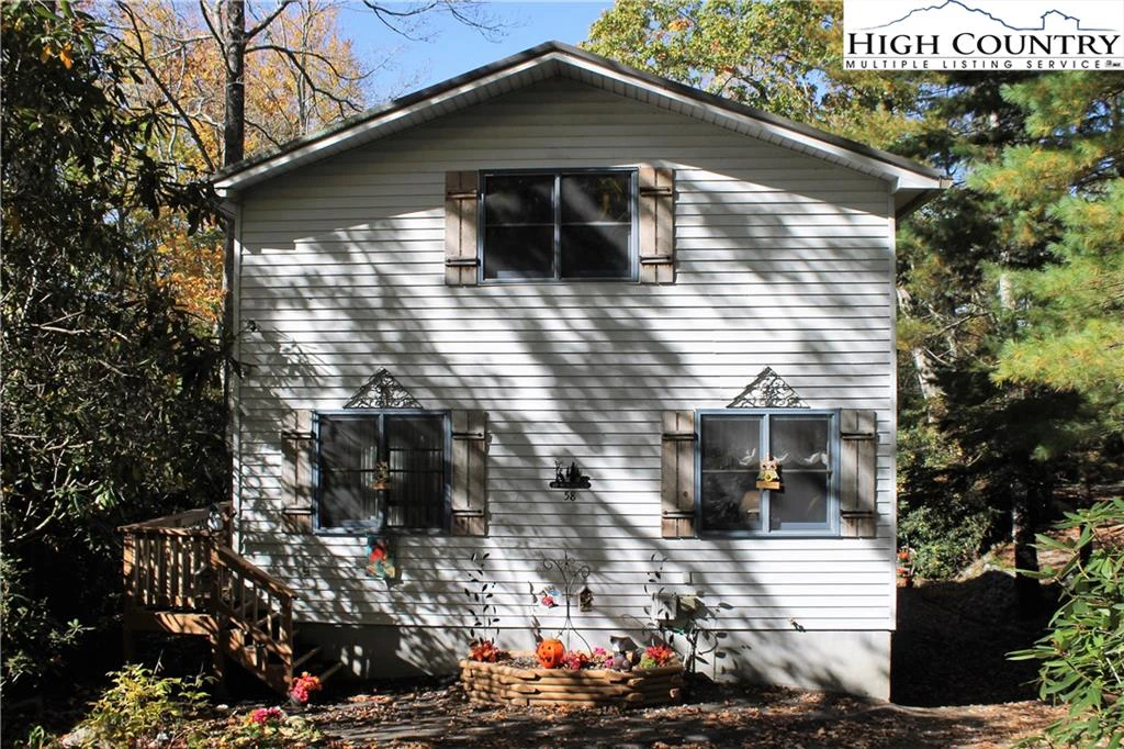 Image number 1 for the current listing
