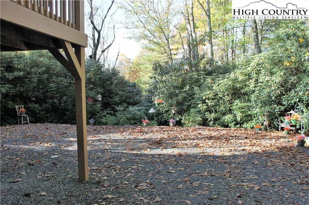 Image number 20 for the current listing