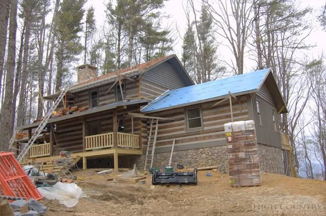 Image number 1 for the current listing