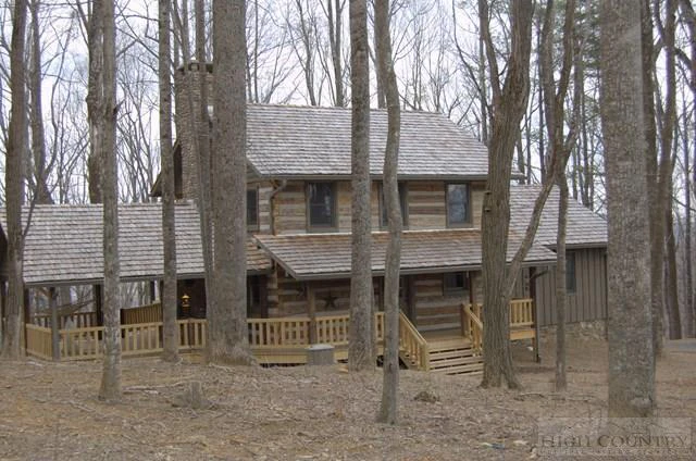 Image number 4 for the current listing