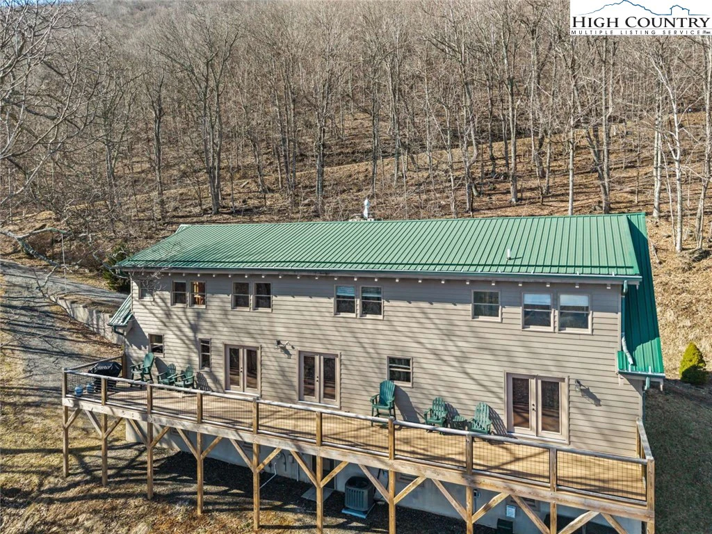 Image number 3 for the current listing