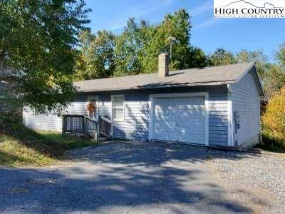 Image number 1 for the current listing