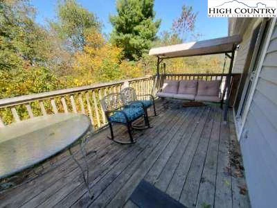 Image number 7 for the current listing